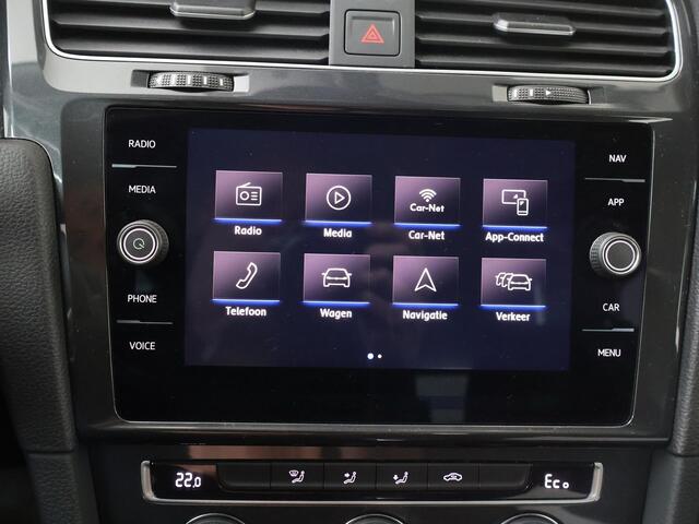 Volkswagen e-Golf E-DITION | Automaat | Multifunctioneel stuurwiel | Adaptive cruise control | ACC | Frontassist | Spraakbediening | Automatische verlichting | Spiegelverwarming | Bluetooth | Navigatie FullMap | Apple Carplay - Androidauto | Climate | Parkeersensoren voor