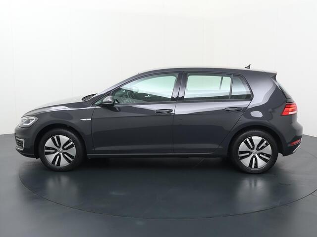 Volkswagen e-Golf E-DITION | 136 PK | Apple CarPlay / Android Auto | Navigatiesysteem | Parkeersensoren voor en achter |