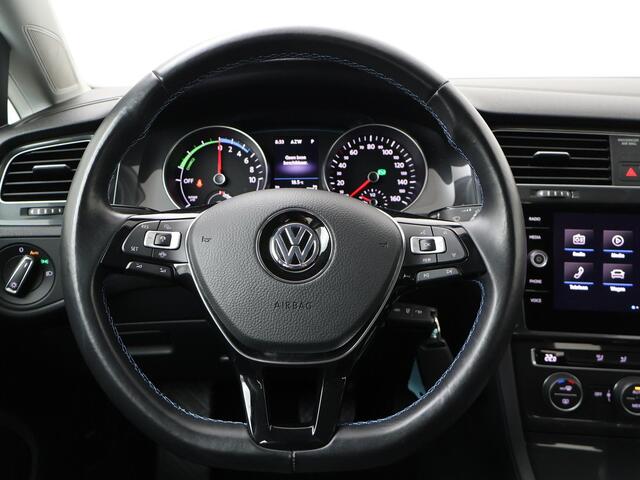Volkswagen e-Golf E-DITION | 136 PK | Apple CarPlay / Android Auto | Navigatiesysteem | Parkeersensoren voor en achter |