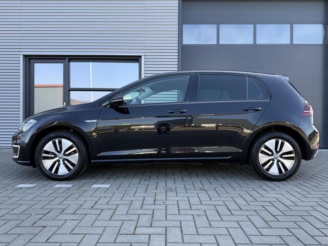 Volkswagen e-Golf E-DITION ?SOH 93% ?Virtual Cockpit ?Full LED ?Warmtepomp ?Keyless ?Sfeerverlichting ?BLIS ?Navigatie ?Climate ?Adapt. Cruise ?Parkeersensoren ?Lichtmetaal