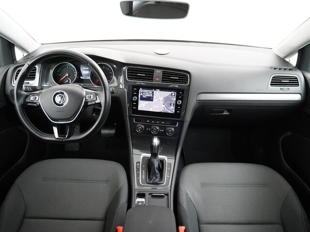 Volkswagen e-Golf AUT. Adaptive Cruise Apple Carplay Android Navi Climatronic Pdc Led Regen-Lichtsensor 36kWh Bluetooth Car-Net App-Connect E-DITION 1e Eigenaar