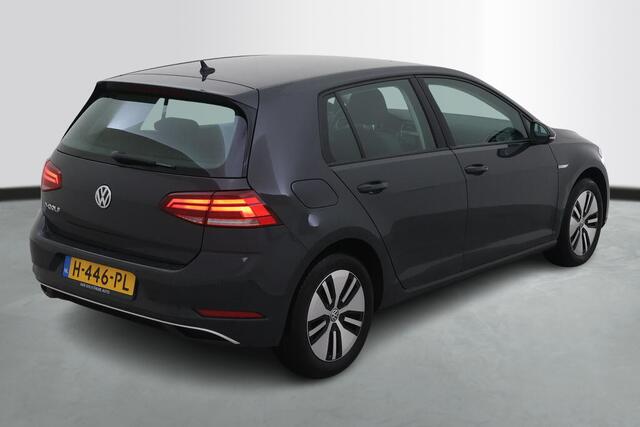 Volkswagen e-Golf 36kWh 136pk E-DITION / Warmtepomp / Navigatie / LED