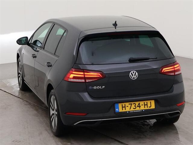 Volkswagen e-Golf E-DITION | Warmtepomp | Active Info Display | Camera | VERWACHT