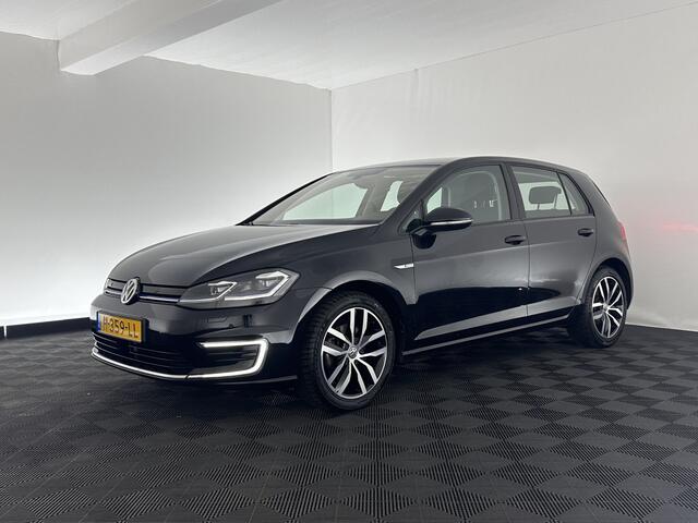 Volkswagen e-Golf E-DITION Aut. *HEAT-PUMP | ADAPTIVE-CRUISE | FULL-LED | DAB+ | NAVI-FULLMAP | CARPLAY | COMFORT-SEATS | ECC | PDC | CRUISE | 17''ALU*