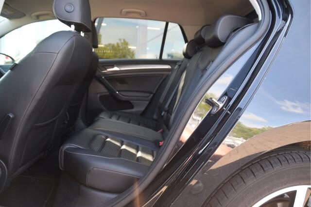 Volkswagen e-Golf e-Golf Carplay l Clima l Cruise l Leder l LED l LMV l PDC