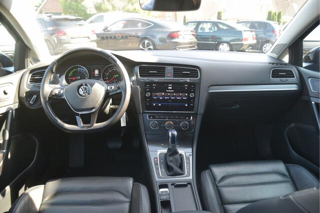 Volkswagen e-Golf e-Golf Carplay l Clima l Cruise l Leder l LED l LMV l PDC