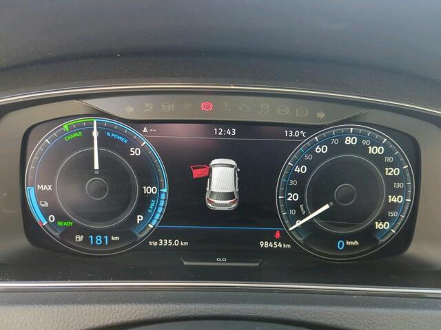 Volkswagen e-Golf E-DITION Warmtepomp CCS Cam Stoelverwarming AUT. Adaptive Cruise Apple Carplay Android Navi Climatronic