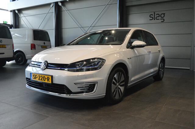 Volkswagen e-Golf navi clima camera cruise pdc virtual cockpit !!
