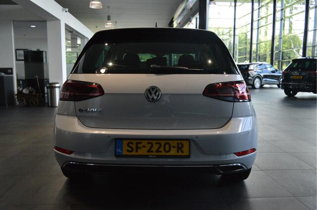 Volkswagen e-Golf navi clima camera cruise pdc virtual cockpit !!