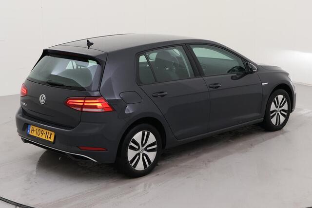 Volkswagen e-Golf E-DITION / CAMERA/ KEYLESS/ DIGITAL DASHBOARD/ LED/ NAVI/ 16" LMV