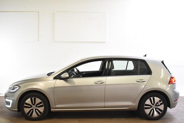 Volkswagen e-Golf 35.8KWH EXECUTIVE NAVI/PDC/WARMTEPOMP