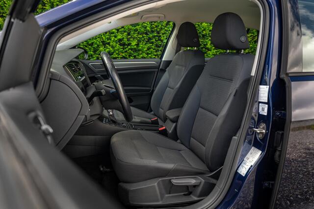 Volkswagen e-Golf e-Golf | Camera | ACC | AppleCarplay & Android Auto | Drive Mode