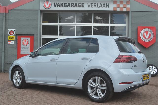Volkswagen e-Golf leder..parelmoer..gar.