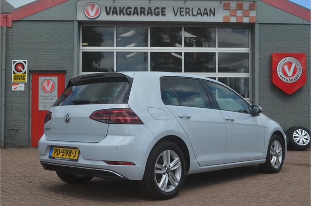 Volkswagen e-Golf leder..parelmoer..gar.