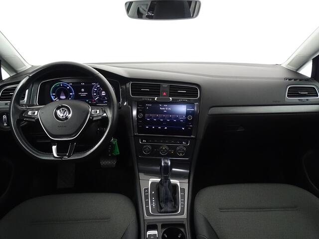 Volkswagen e-Golf Edition 17", cruise adaptieve ACC, Carplay, Dig Display Camera/PDC