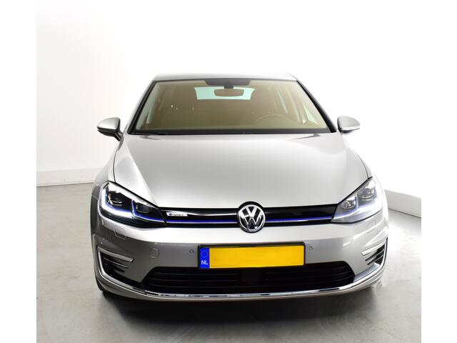 Volkswagen e-Golf Edition 17", cruise adaptieve ACC, Carplay, Dig Display Camera/PDC