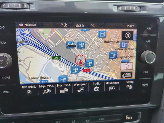 Volkswagen e-Golf E-DITION Navigatie / LED verlichting / Parkeersensoren / Clima / Verwarmbare voorruit