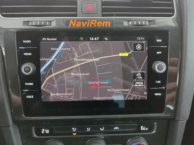 Volkswagen e-Golf E-DITION / LED Koplampen / Navigatie / Adaptive Cruise Control / Parkeersensoren V+A / Verwarmbare Voorruit / Climate Control / App Connect / 16" LMV