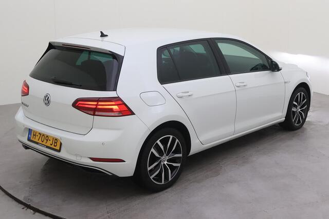 Volkswagen e-Golf E-DITION NL AUTO | 17 INCH | WARMTEPOMP | DIGI DASH