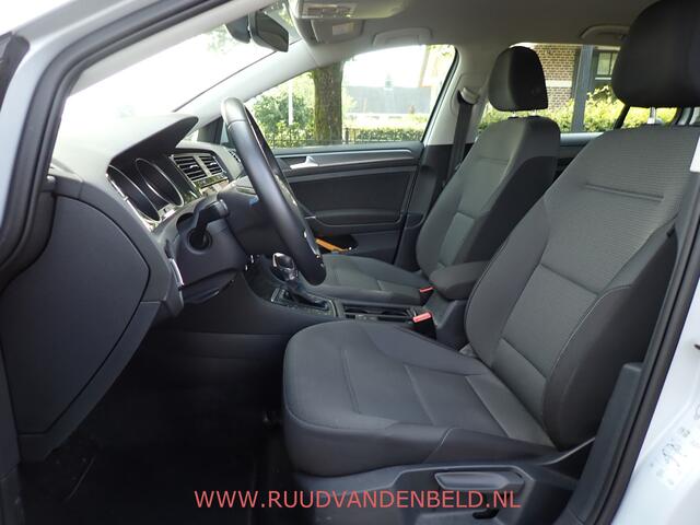 Volkswagen e-Golf 35,8KWH 94%SOH ACC/LED/NAVI/CARPLAY