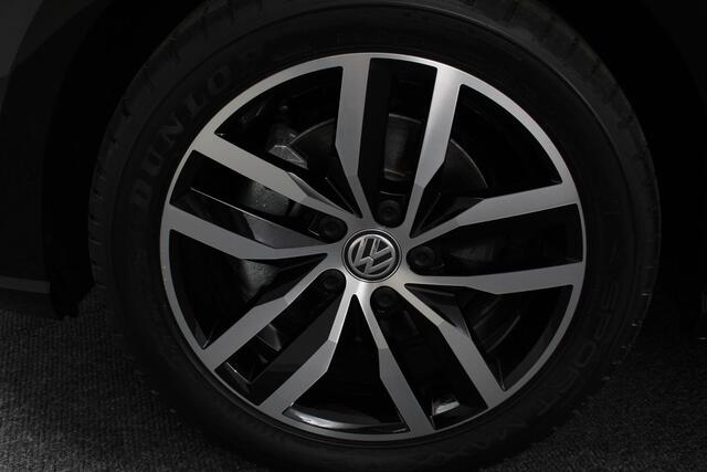 Volkswagen e-Golf Navigatie Climate Control Cruise Control Lichtmetalen velgen 17" Parkeer Sensoren V+A