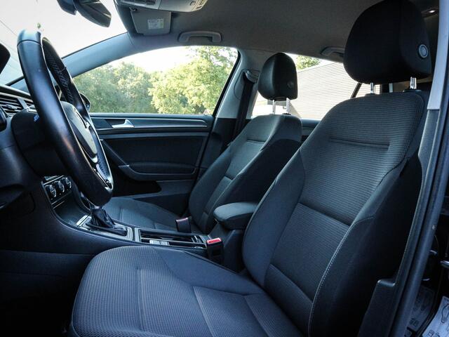 Volkswagen e-Golf e-Golf | Clima | Cruise | Navi | Pdc | Led |