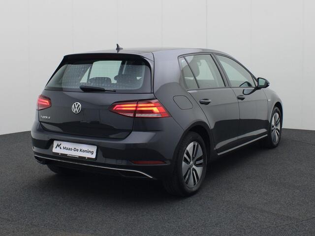 Volkswagen e-Golf 100kW/136PK E-DITION · Navigatie · Stoelverwarming · Camera + Parkeersensoren