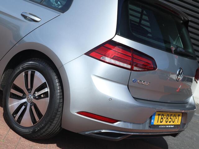 Volkswagen e-Golf | Clima | Cruise Adapt. | Navi | Carplay | PDC |