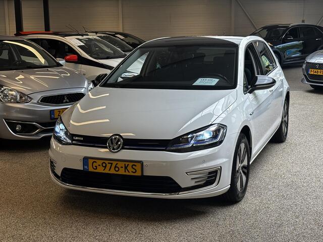 Volkswagen e-Golf FULL ELECTRIC.136 PK.WARMTEPOMP. ACCUTEST 90 %!! 1e EIG.100% ONDERHOUDEN!!! DIGITAAL DASHBOARD. ALS NIEUW TOT 2 JAAR GARANTIE *