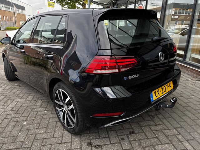 Volkswagen e-Golf Trekhaak Climatcontrol 17 inch lichtmetaal e-Golf