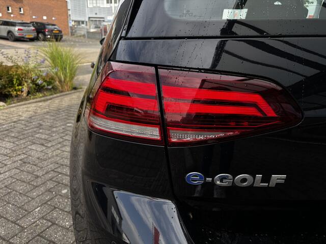 Volkswagen e-Golf Trekhaak Climatcontrol 17 inch lichtmetaal e-Golf