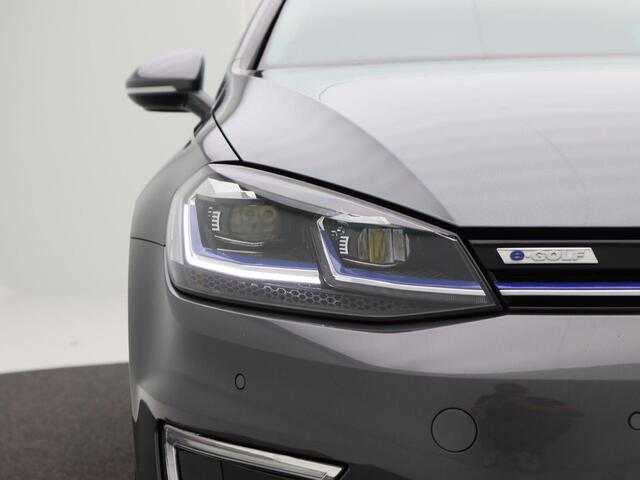 Volkswagen e-Golf 136 Pk Automaat Business Edition | Carplay | Adaptive Cruise | Navigatie | Full LED | Sensoren | Climate Control | 16 Inch | 93.153 Km!!
