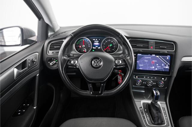 Volkswagen e-Golf e-Golf Warmtepomp apple carplay Climatcontrol Camera