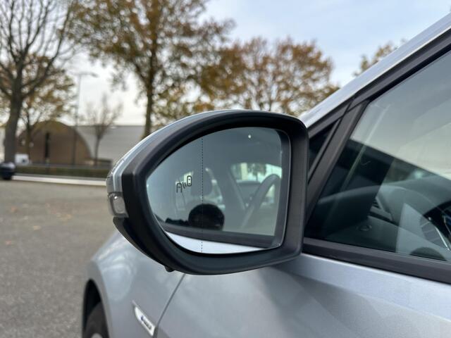 Volkswagen e-Golf e-Golf WARMTEPOMP| DODE HOEK| APPLE CARPLAY/ ANDROID AUTO| DIG. DASH | CAMERA| STOELVERW. |