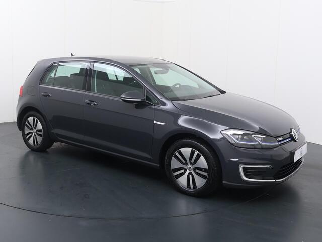 Volkswagen e-Golf E-DITION | 136 PK | SoH 89% | Navigatiesysteem | Parkeersensoren | Adaptive cruise control |