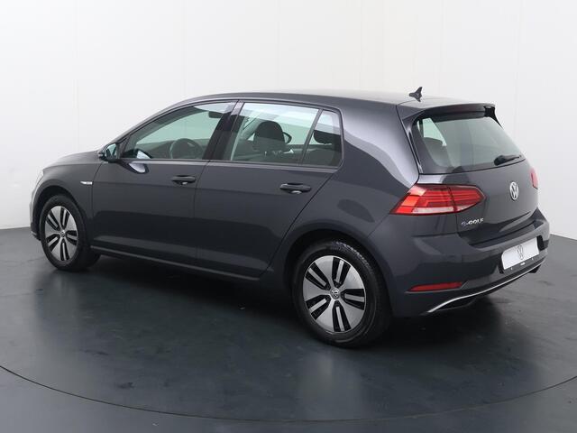 Volkswagen e-Golf E-DITION | 136 PK | SoH 89% | Navigatiesysteem | Parkeersensoren | Adaptive cruise control |