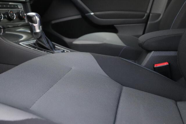 Volkswagen e-Golf 116 PK | SOH 83,6% | NAVI | STOELVERWARMING | PARK PILOT