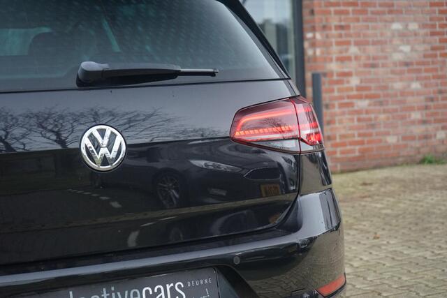 Volkswagen e-Golf , 7.5 Facelift, Leder, Camera, 18'' Rotiform, DAB+, Cruise.