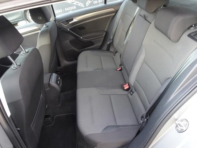 Volkswagen e-Golf e-Golf