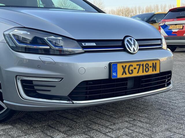 Volkswagen e-Golf e-Golf Verwarmde voorstoelen | Lederen bekleding | Achteruitrijcamera | Warmtepomp