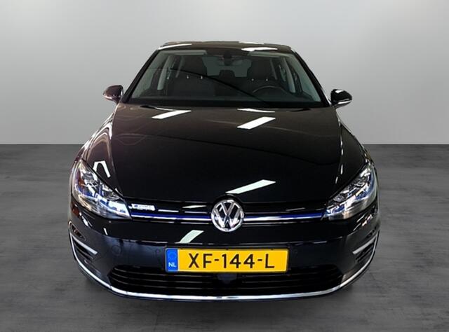 Volkswagen e-Golf SOH 88% / Digitaal Dash / Warmtepomp