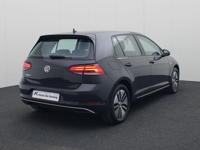 Volkswagen e-Golf 100kW/136PK E-DITION · Navigatie · Apple Carplay/Android Auto · Adaptive Cruise Control · Parkeersensoren ·