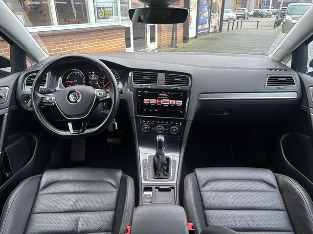 Volkswagen e-Golf e-Golf |Leder!|Full Led!|Adaptive Cruise!|