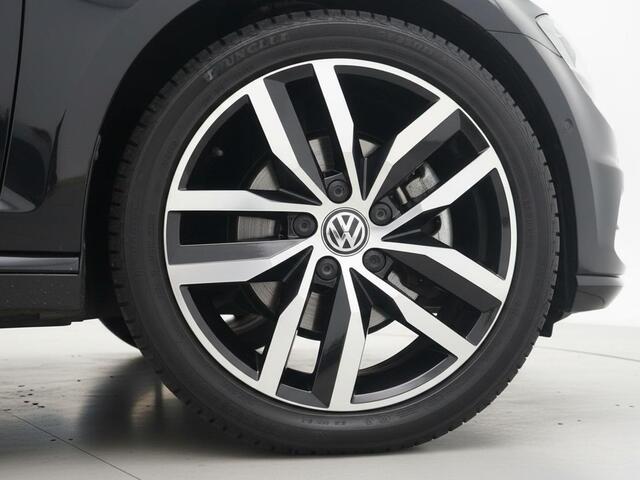 Volkswagen e-Golf | Clima | Adapt. Cruise | Multimedia/Navi | PDC |