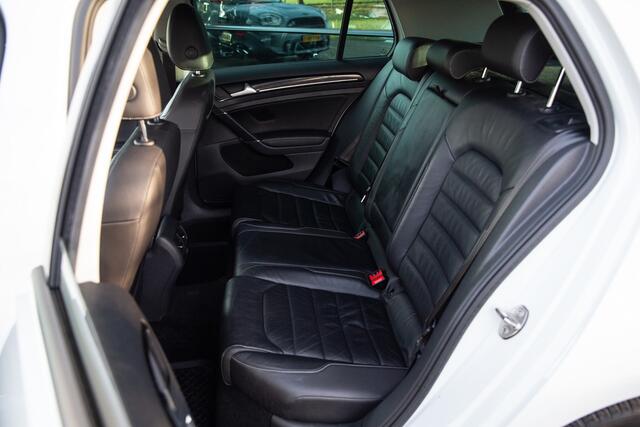 Volkswagen e-Golf E-DITION , Adap. cruise, Carplay, Leder