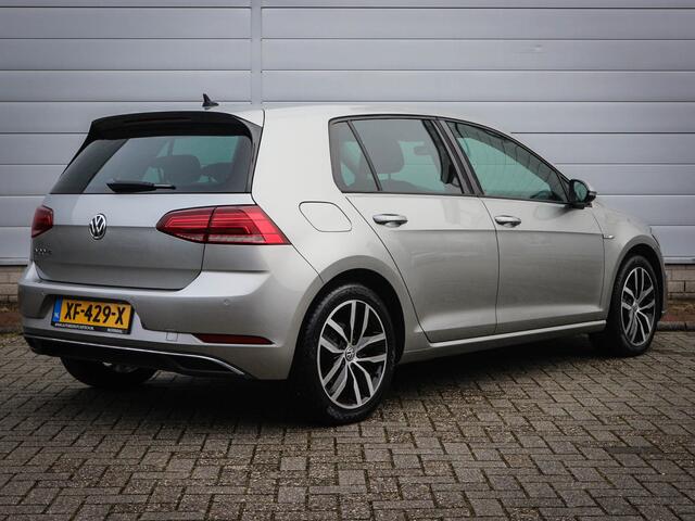 Volkswagen e-Golf e-Golf | Clima | Cruise | Navi | Pdc | 17 Inch | Led | Pdc voor/achter | 12