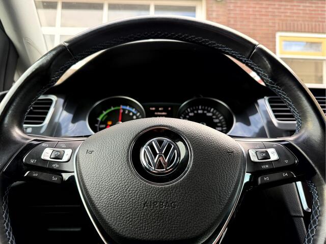 Volkswagen e-Golf e-Golf SOH 90.2%, Leer, Camera, 17''Lmv