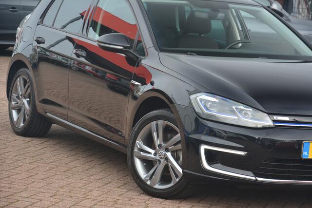 Volkswagen e-Golf | Navigatie | Virtual-cockpit | Carplay | Full LED | NL auto!! |