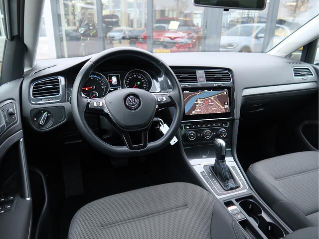 Volkswagen e-Golf e-dition | Navigatie | Wamtepomp | Stoelverw | Led