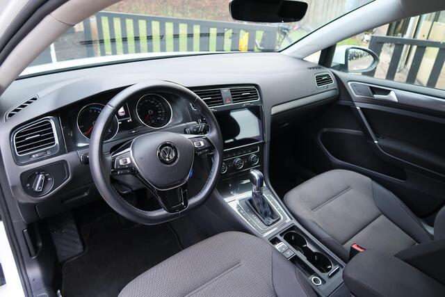 Volkswagen e-Golf e-Golf elektrisch navigatie cruise